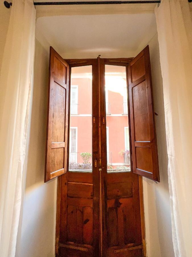 Appartamento Kalma - Azuni Piazza Jenne Cagliari Esterno foto